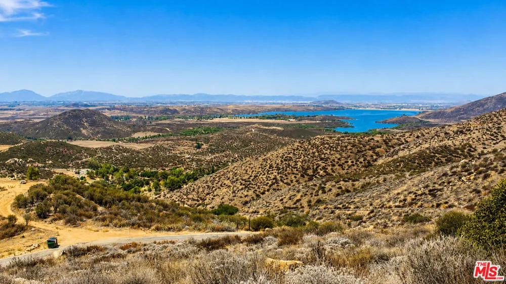 35306 Lake Summit Dr Temecula, CA 92592
