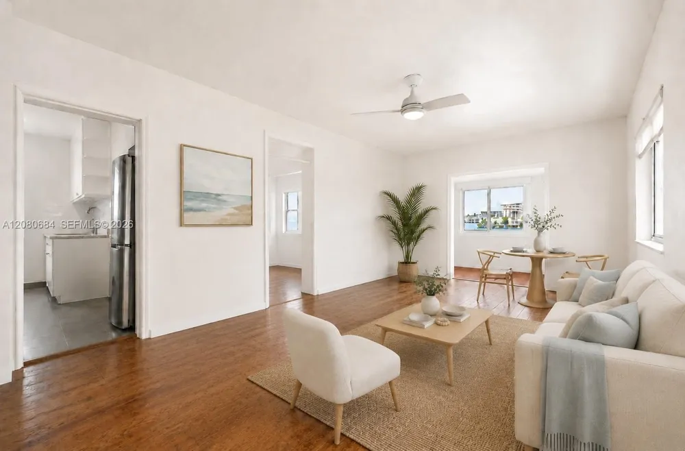 4730 Pine Tree Dr #17 Miami Beach, FL 33140