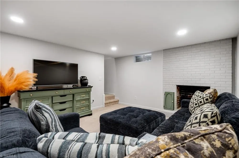 5930 Alani Court Winston-Salem, NC 27103