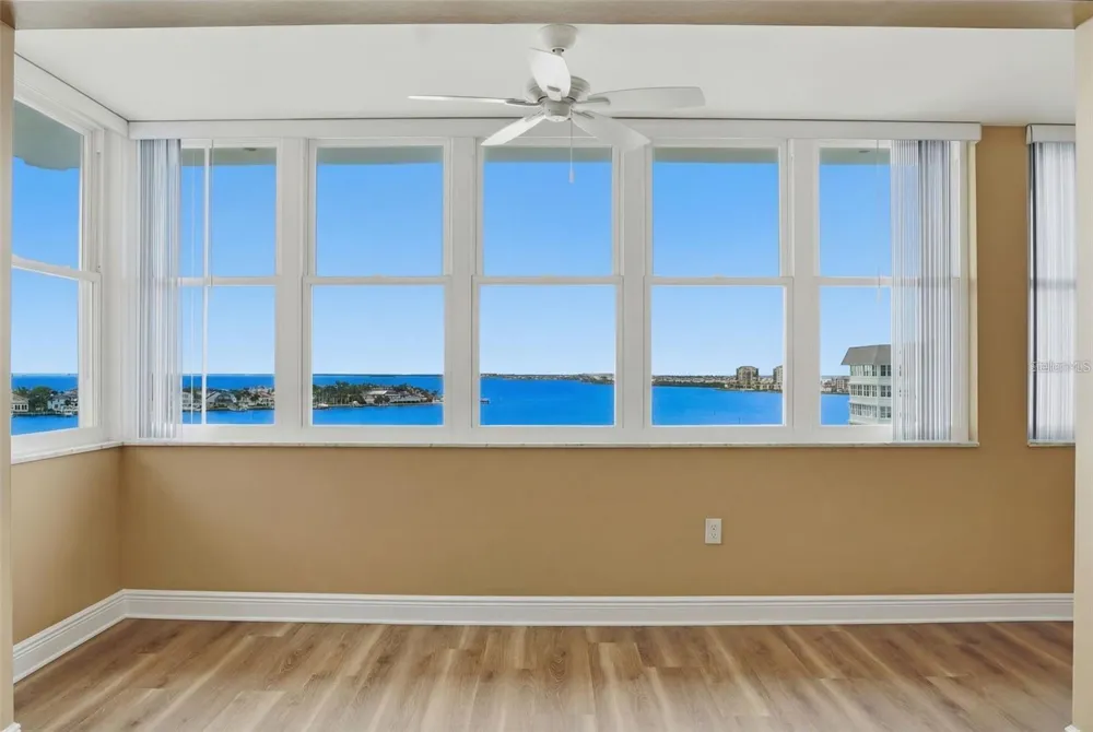 5108 BRITTANY DRIVE S #1006 St Petersburg, FL 33715