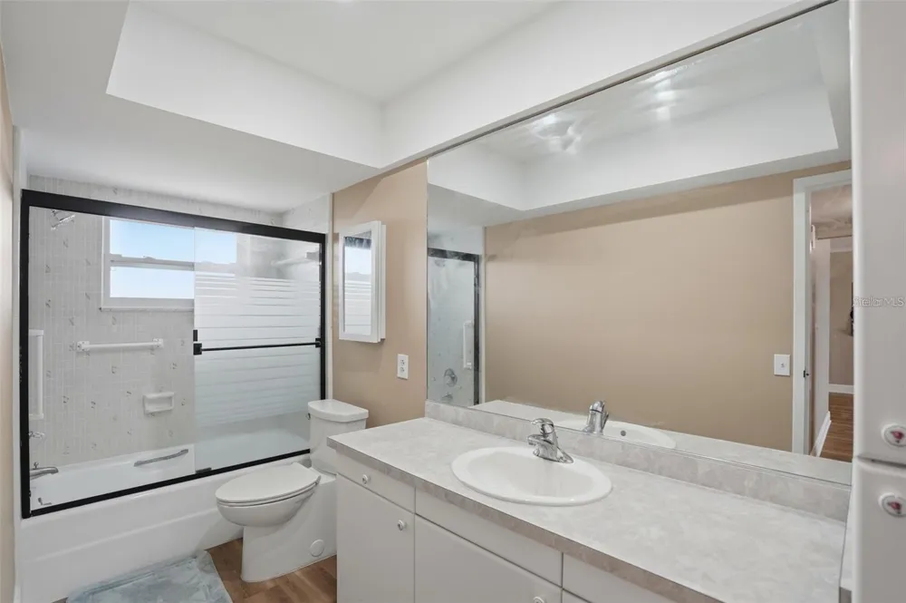 5108 BRITTANY DRIVE S #1006 St Petersburg, FL 33715