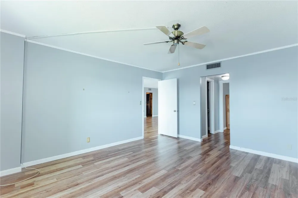 400 64TH AVENUE #305 St Pete Beach, FL 33706