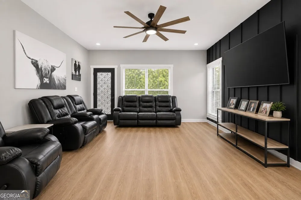 385 Surrey CT Bremen, GA 30110