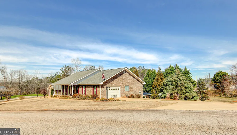 144 Bluff Circle Wedowee, AL 36278