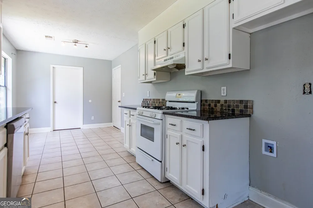 11030 Indian Village DR Johns Creek, GA 30022