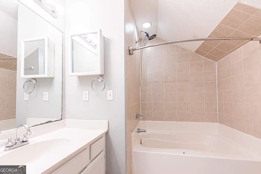 11030 Indian Village DR Johns Creek, GA 30022