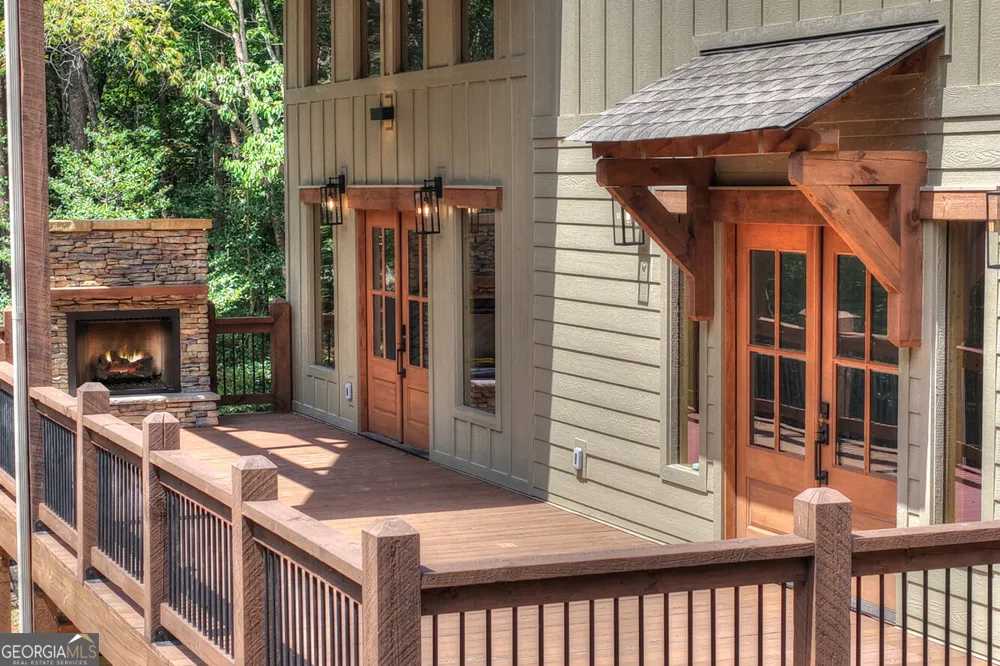 200 W Goldmine RD Ellijay, GA 30536