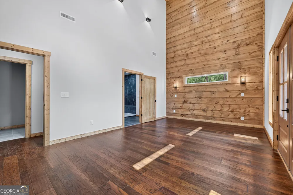 200 W Goldmine RD Ellijay, GA 30536