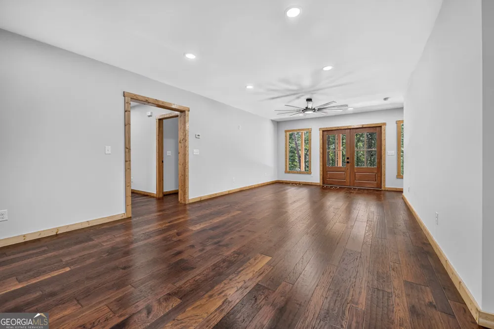 200 W Goldmine RD Ellijay, GA 30536