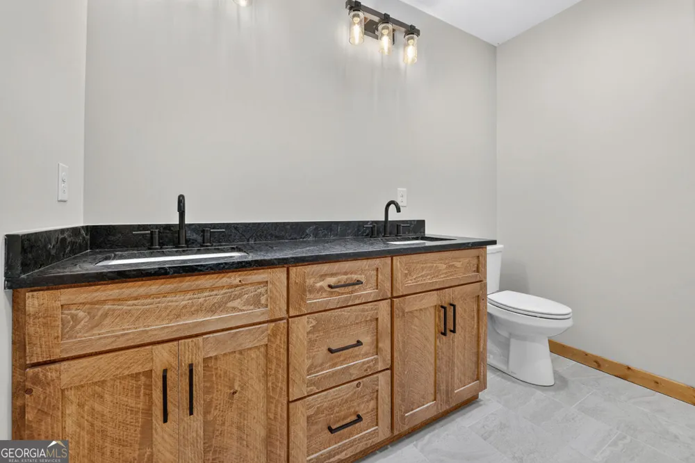 200 W Goldmine RD Ellijay, GA 30536