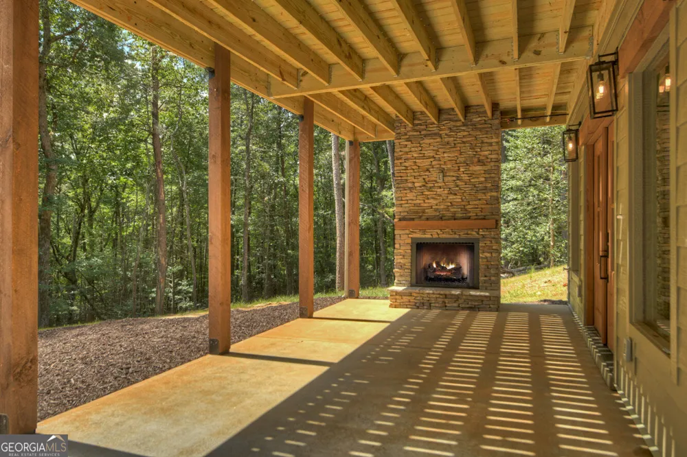 200 W Goldmine RD Ellijay, GA 30536