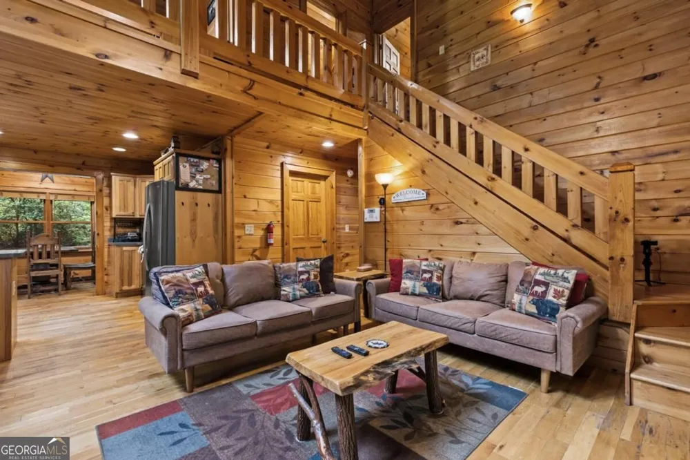 123 Lone Oak DR Blue Ridge, GA 30513