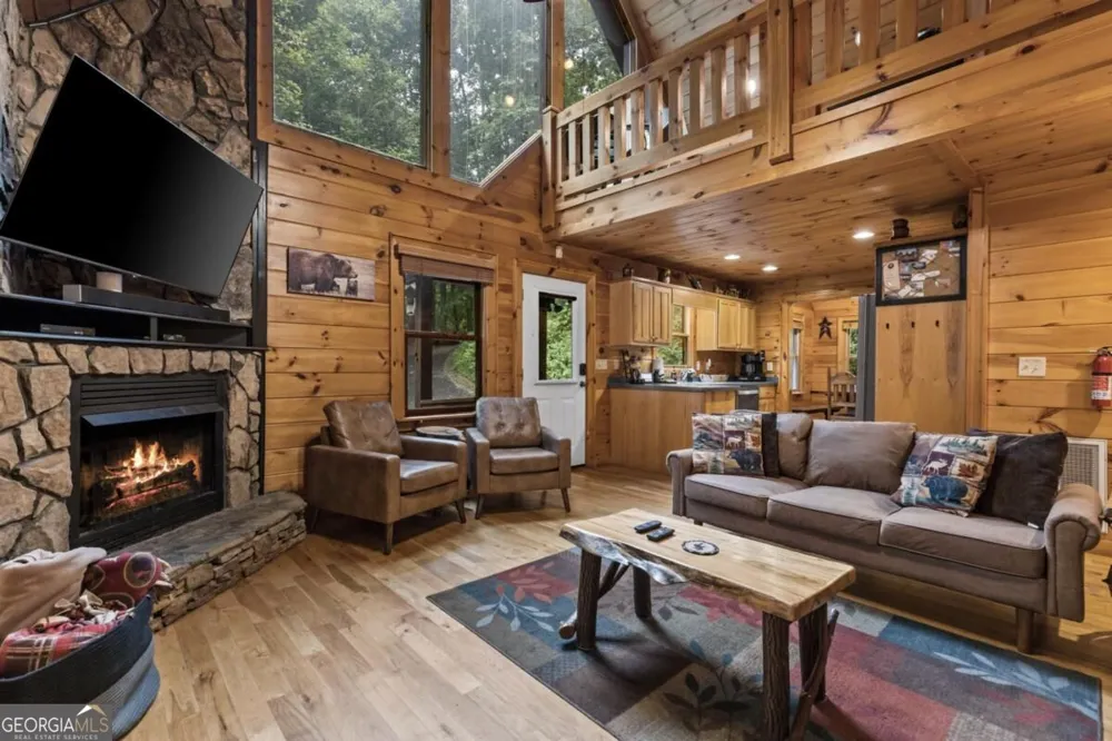 123 Lone Oak DR Blue Ridge, GA 30513