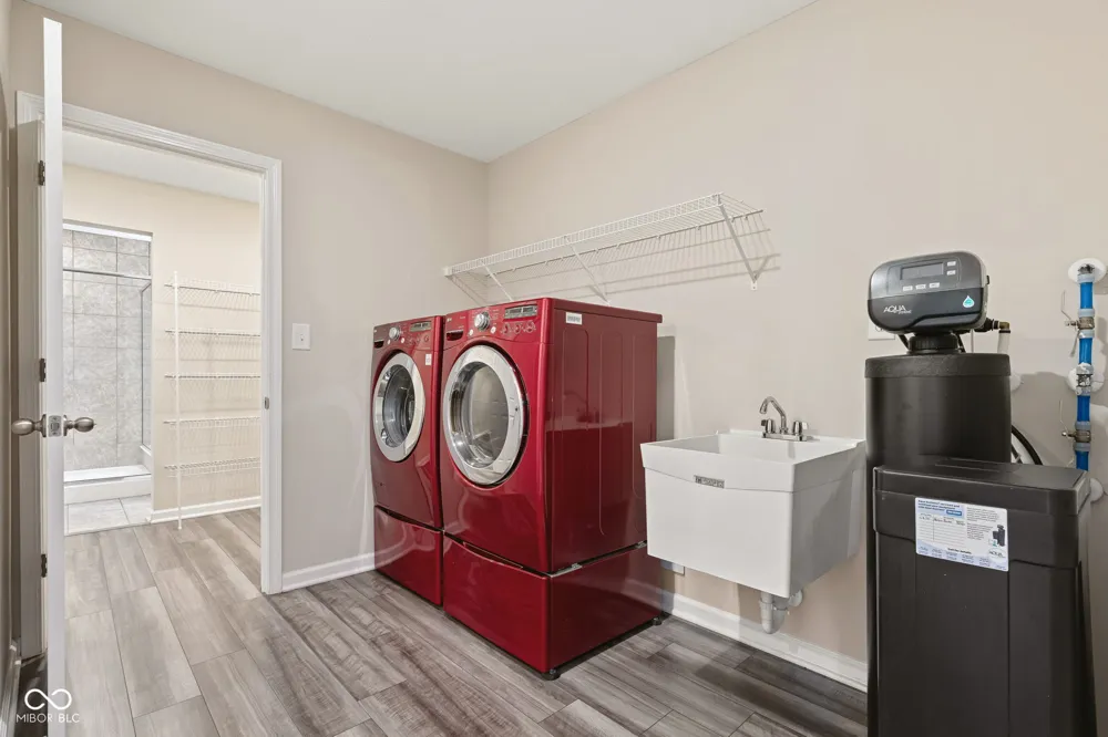 5854 Cherrywood Lane McCordsville, IN 46055