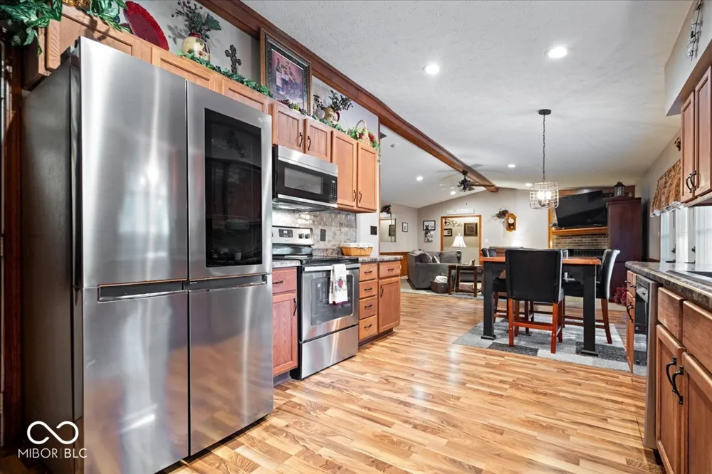 3941 Meridee Drive Indianapolis, IN 46237