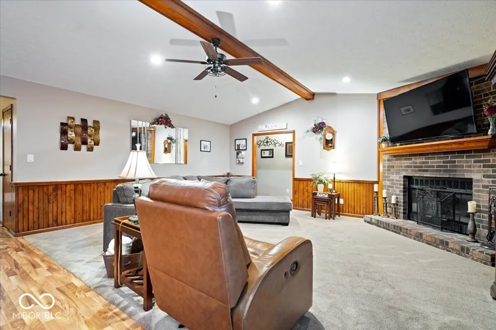 3941 Meridee Drive Indianapolis, IN 46237