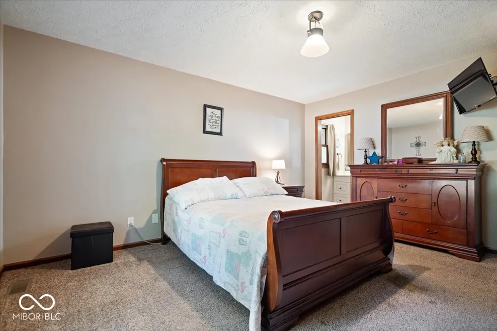 3941 Meridee Drive Indianapolis, IN 46237