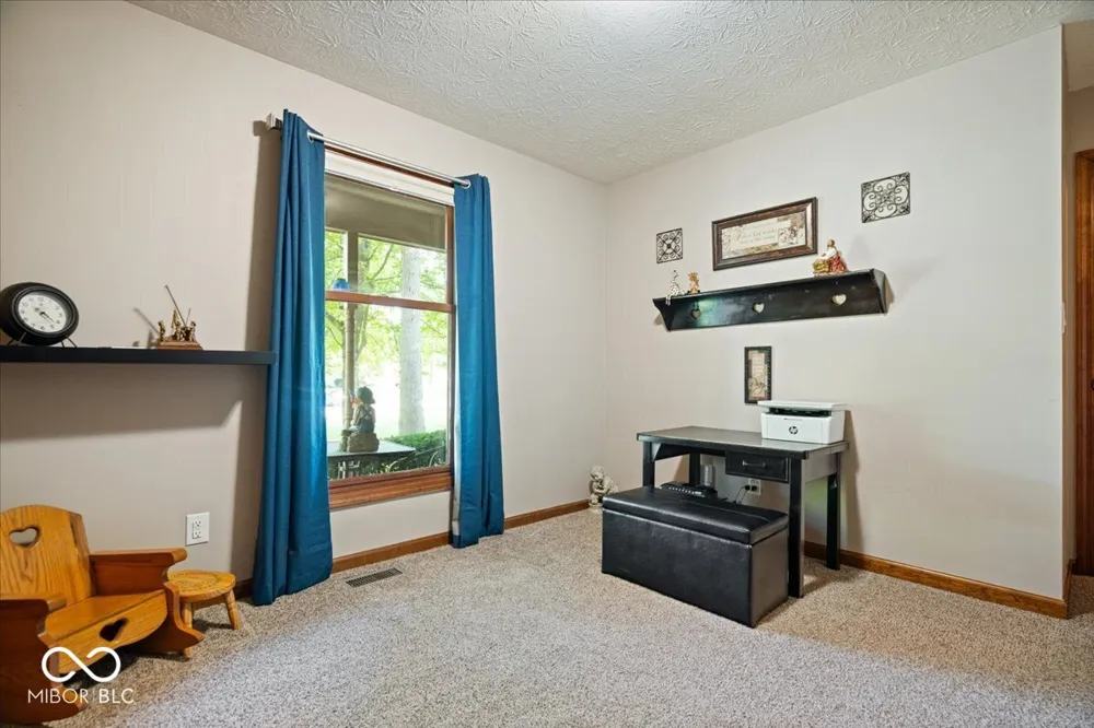 3941 Meridee Drive Indianapolis, IN 46237