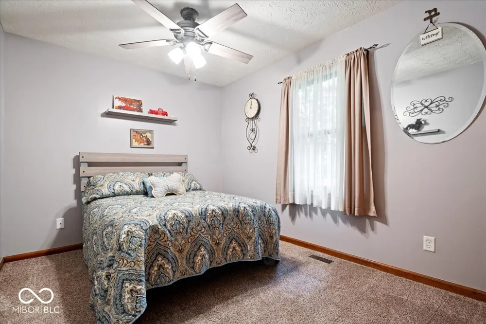 3941 Meridee Drive Indianapolis, IN 46237