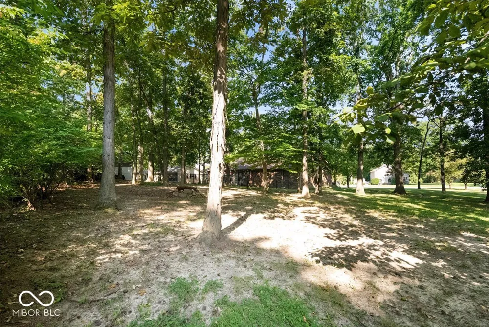 3941 Meridee Drive Indianapolis, IN 46237