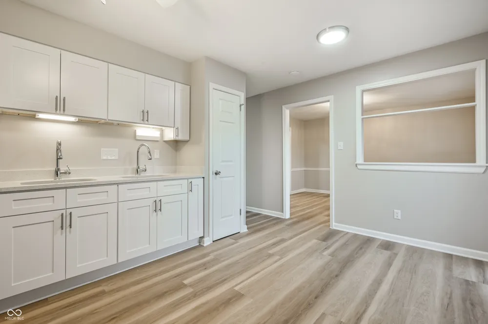 851 Indigo Way #A Indianapolis, IN 46260