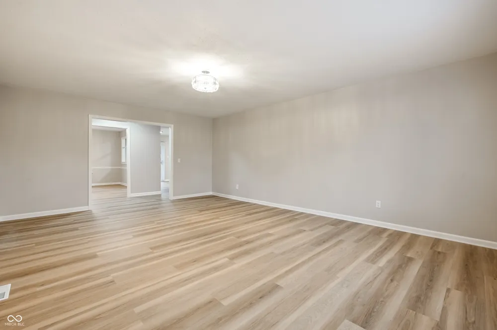 851 Indigo Way #A Indianapolis, IN 46260