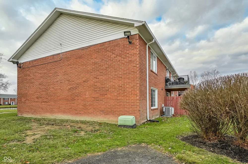 851 Indigo Way #A Indianapolis, IN 46260