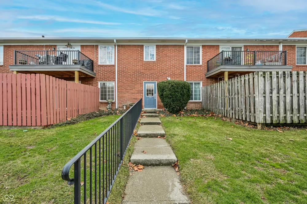 851 Indigo Way #A Indianapolis, IN 46260