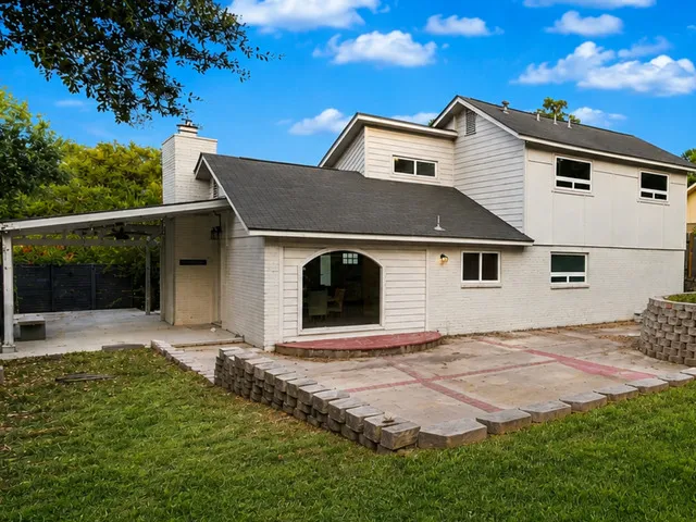 12111 WOODSRIM ST Live Oak, TX 78233