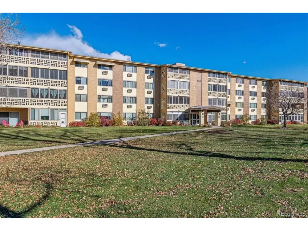 690 S Alton Way #6C Denver, CO 80247