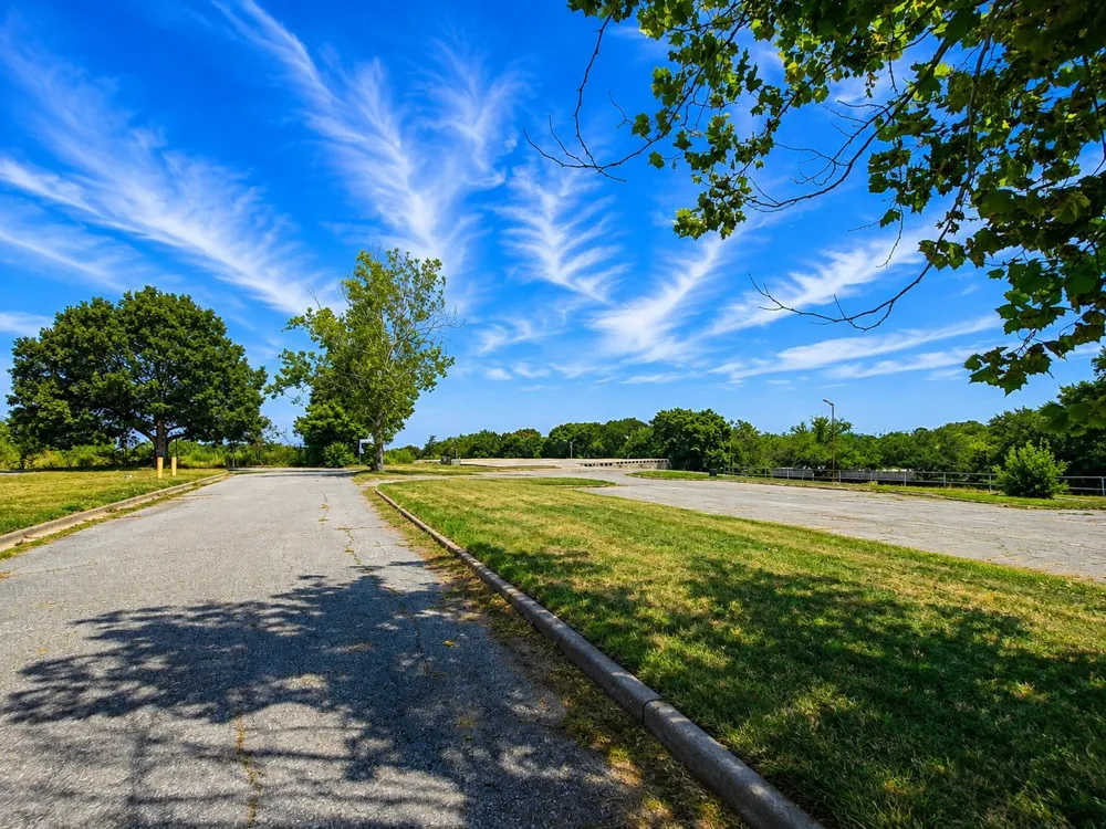 105 Memorial Drive Denison, TX 75020