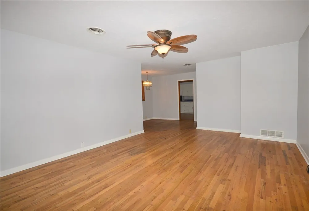 2515 Shannon Street Sherman, TX 75092