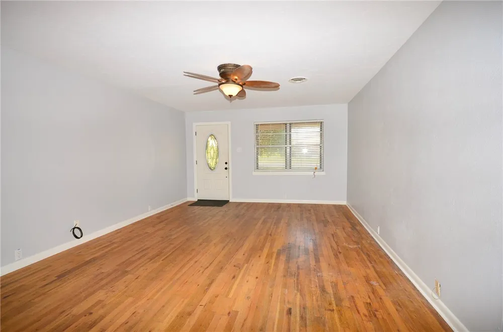 2515 Shannon Street Sherman, TX 75092