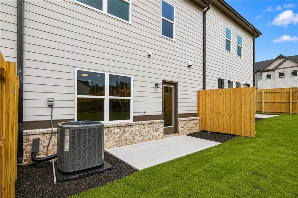 4305 Fern River Bend #22 Norcross, GA 30093