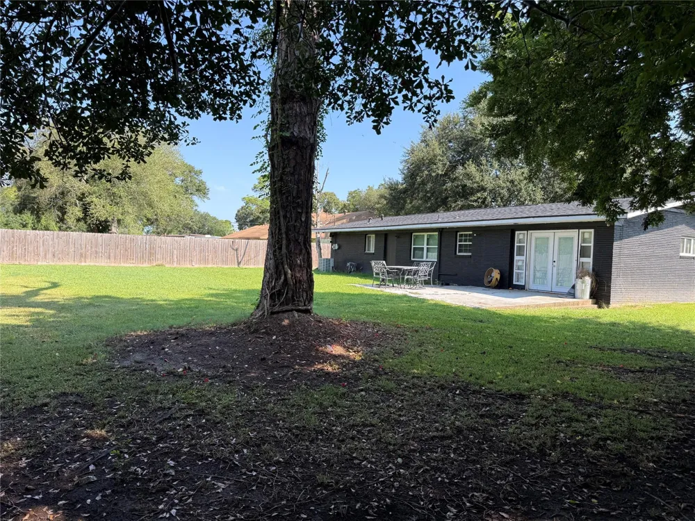 3701 Platt Avenue Port Arthur, TX 77640