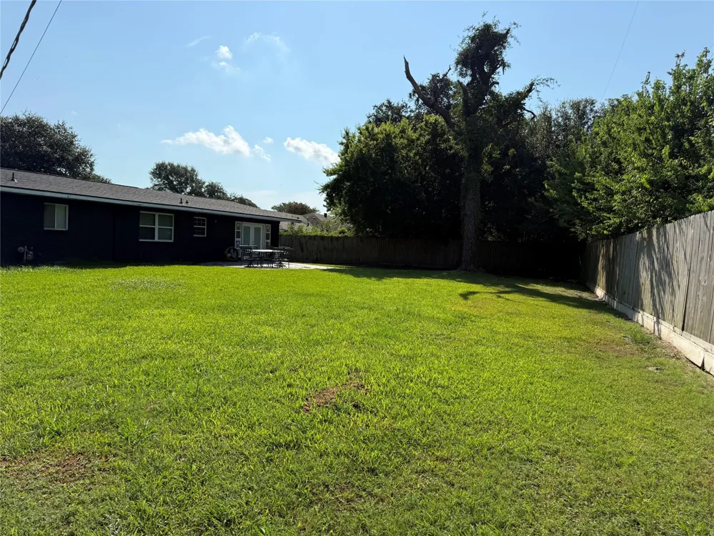 3701 Platt Avenue Port Arthur, TX 77640