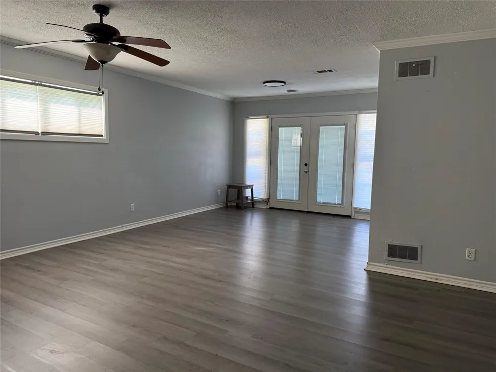 3701 Platt Avenue Port Arthur, TX 77640