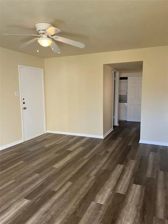 16111 Aspenglen Drive #206 Houston, TX 77084