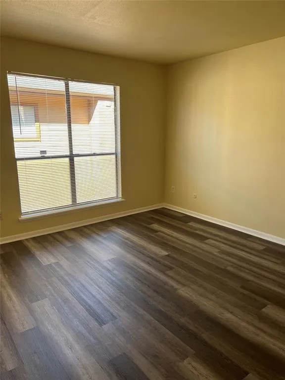 16111 Aspenglen Drive #206 Houston, TX 77084