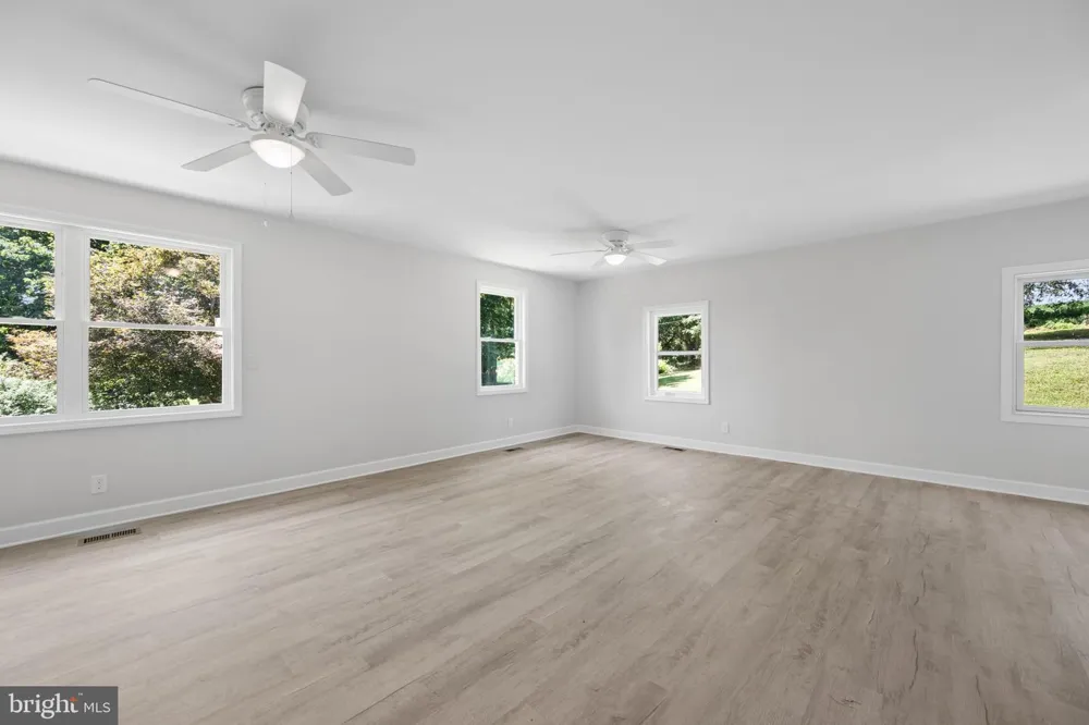 11860 NICHOLSON ROAD Keymar, MD 21757