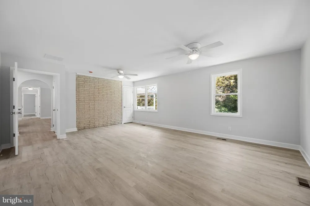 11860 NICHOLSON ROAD Keymar, MD 21757