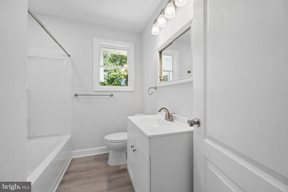11860 NICHOLSON ROAD Keymar, MD 21757