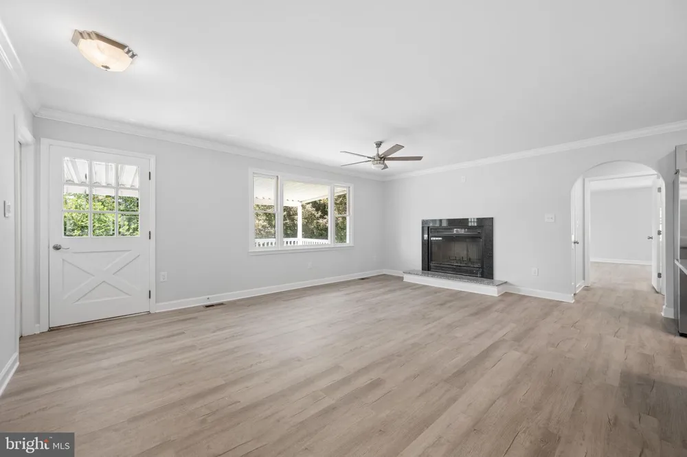 11860 NICHOLSON ROAD Keymar, MD 21757