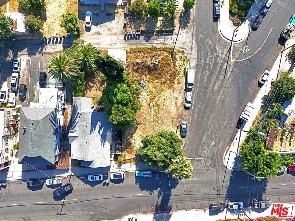 202 Belmont Avenue Los Angeles, CA 90026