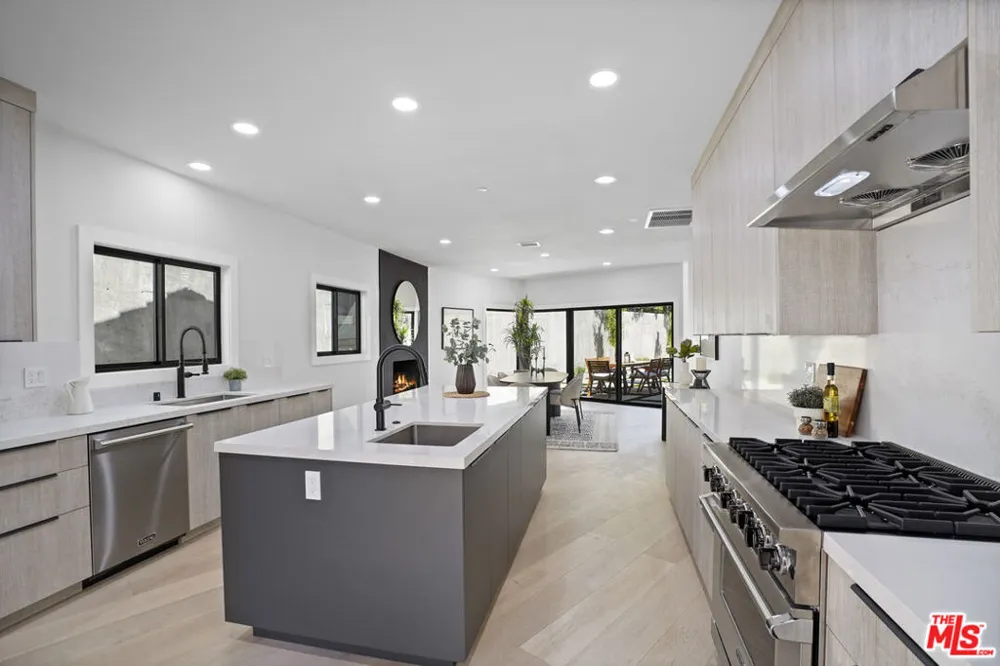 23813 Harbor Vista Drive Malibu, CA 90265