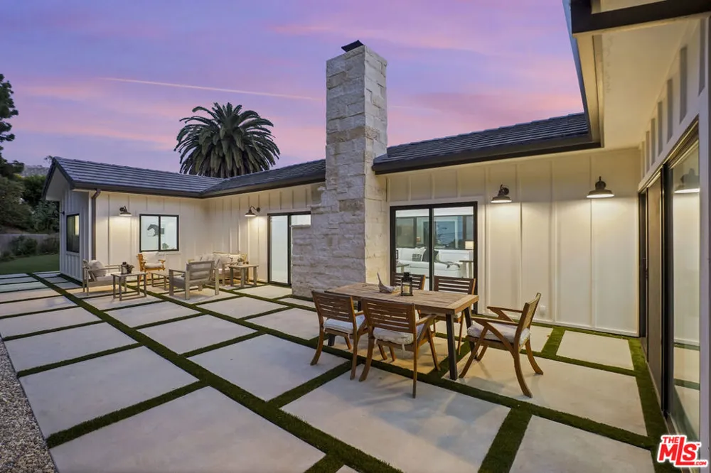23813 Harbor Vista Drive Malibu, CA 90265