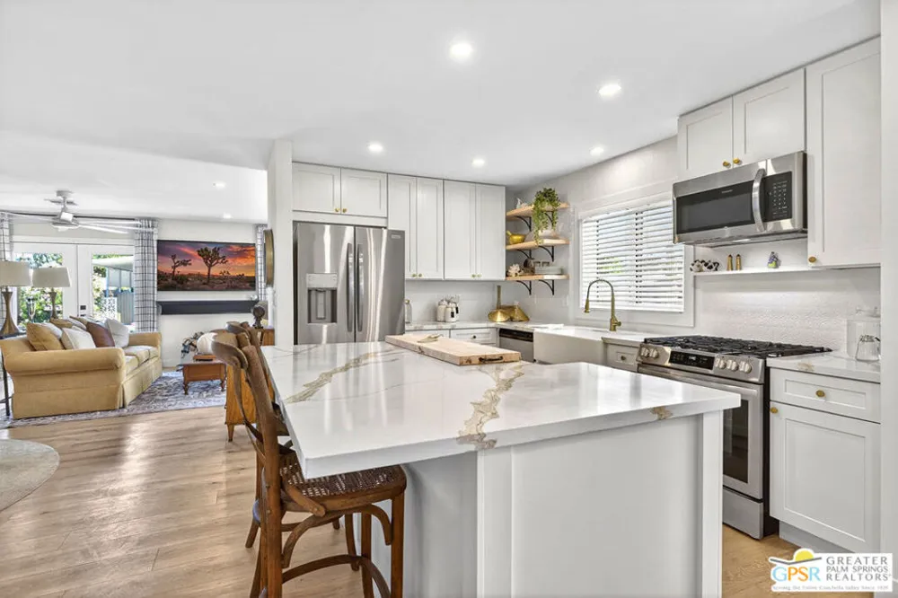 279 Saguaro Drive Palm Springs, CA 92264