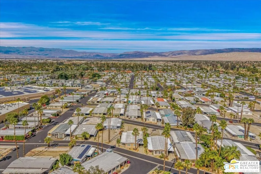 279 Saguaro Drive Palm Springs, CA 92264