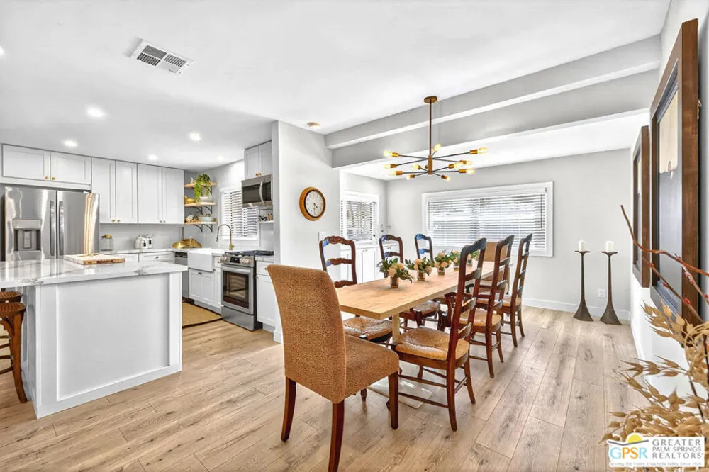 279 Saguaro Drive Palm Springs, CA 92264