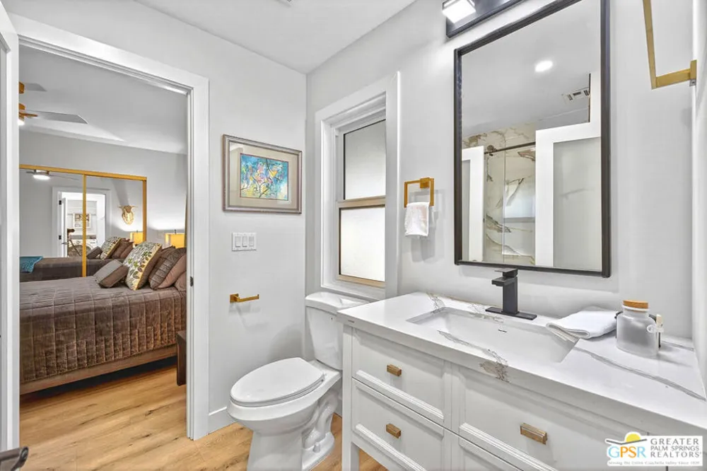 279 Saguaro Drive Palm Springs, CA 92264